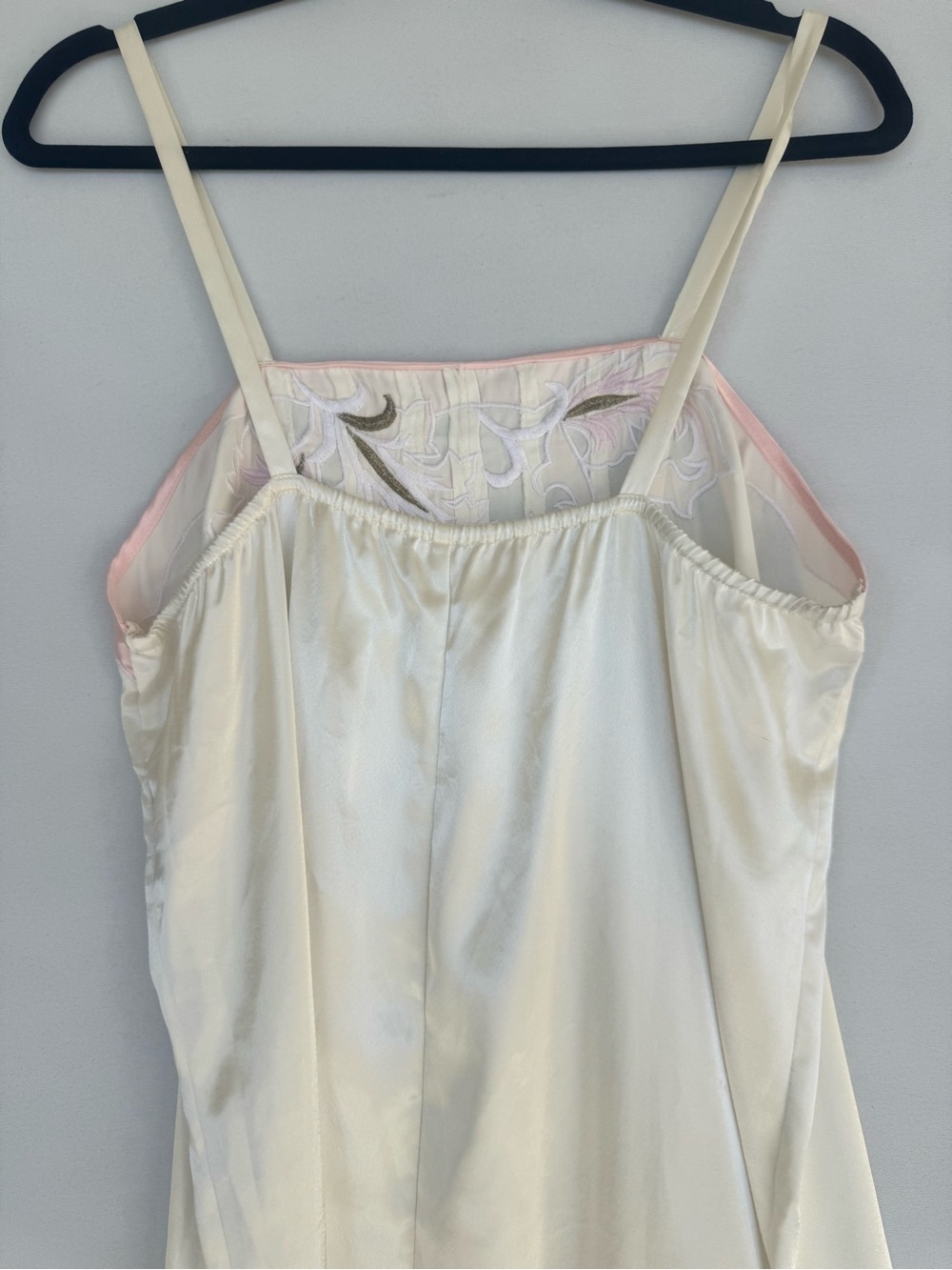 Vintage Natori Ivory Satin Chemeise with Pink Lace Accents - Picture 7 of 11